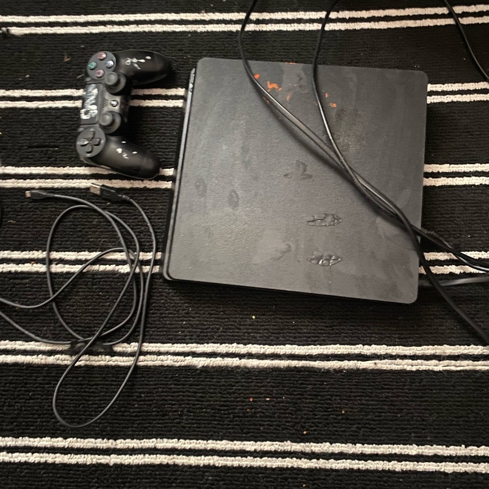 Sony Black PS4 Slim Console Sleek Design